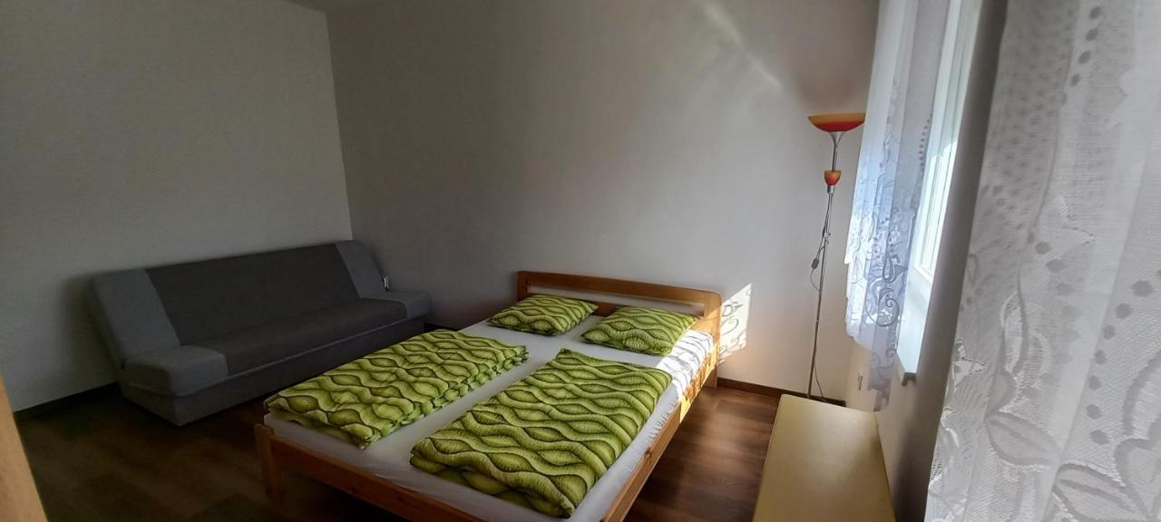 Ildimagdi Apartman Hajduszoboszlo Luaran gambar