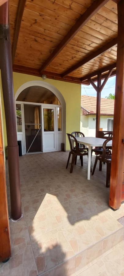 Ildimagdi Apartman Hajduszoboszlo Luaran gambar